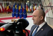 Президентът Радев се гневи на журналисти заради двуличието си