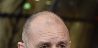 Радев: Имаме скрито управление по сценарий на запис