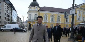 Кирил Петков: С ГЕРБ говорим само за обща законодателна програма. В момента