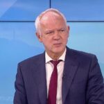 Синдикати и бизнес против помощта от 20 евро: Вземат ги от бедните данъкоплатци без коли и ги дават на бедните данъкоплатци с автомобили