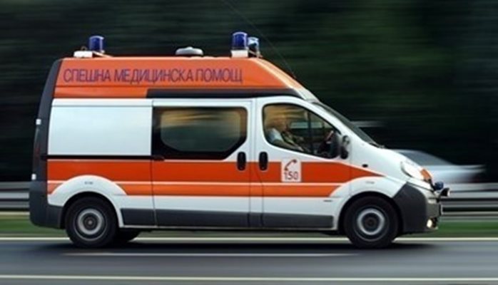 18-годишен младеж е откаран в Пирогов“ с леко обгазяване след