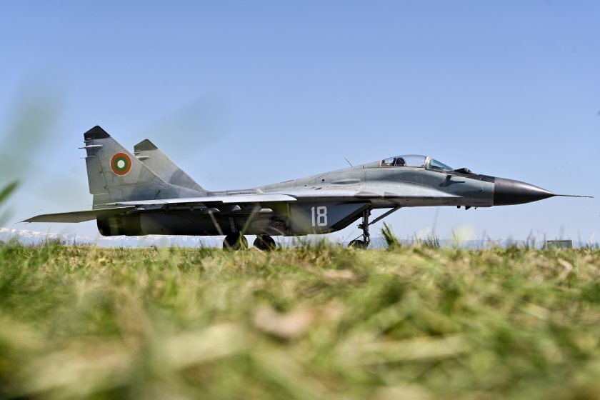 България е изразила готовност да дари самолетите си МиГ 29 на