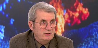 Хинков резервиран към решението на премиера да уволни заместника му Пенков