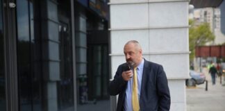 Ясен Тодоров: От вчера следобед един дрон обикаля и влиза в терасата ми