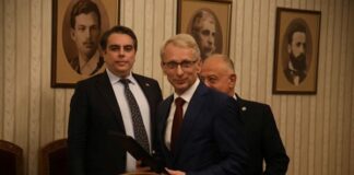 Не помня такива аматьори в политиката от времето на „Български орел“ и „Германската програма“