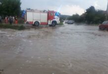 Пороят отнесе улици в три села в Монтанско, има евакуирани