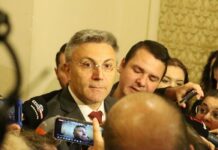 Карадайъ и Пеевски са двамата от ДПС, подкрепили кабинета