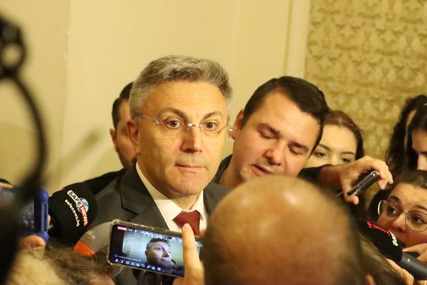 Лидерът на ДПС Мустафа Карадайъ обяви че партията ще участва