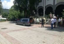 Златко Баретата дойде на погребението на Ангел Христов от Братя Галеви