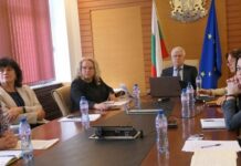 Кирил Вътев към министри от съседни на Украйна страни: Складовете ни са пълни със зърно