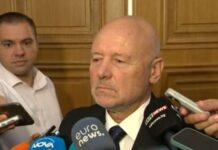 Армията усилва охраната на границата с Турция