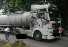 Цистерна смаза рускиня на пешеходна пътека в Айтос