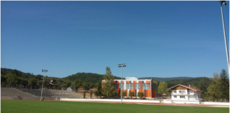 Селски кмет изгонил украинка с болно дете от спортния комплекс в Ковачевци