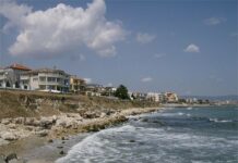 Млад мъж се удави след скок от кея в Равда