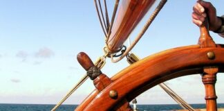 140 души са блокирани на круизен кораб по Дунав