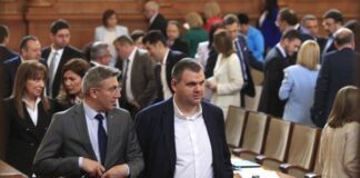Карадайъ изчезна, а Пеевски е извинил всичките му отсъствия от заседанията на парламента