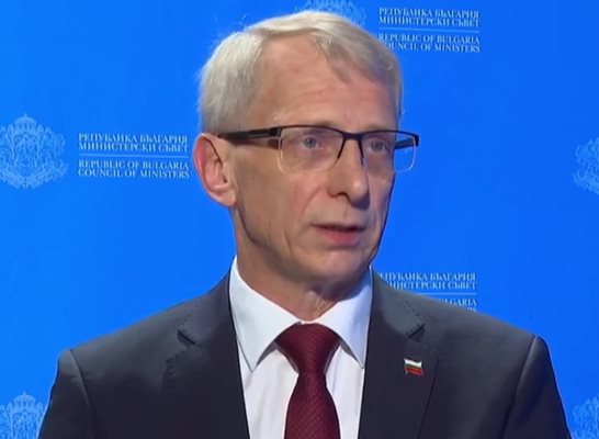 Акад Николай Денков коментира твърденията че българската Лукойл е избягвала