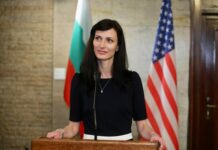 Център за анализи и маркетинг: Мария Габриел е политикът с най-висок рейтинг