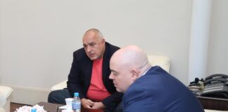 Гешев разказва приказки. Това издава страх