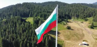 Радев ще открие пилон със знаме и в Ямбол