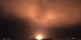 Руски танкер бе ударен от украински безпилотен апарат (Видео)