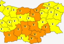 Оранжев код за над 40 градуса в 10 области в страната