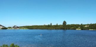 Нагъл турист влезе да плува в езерото Безбог в Пирин