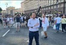 Путин искаше парад на Хрещатик и го получи