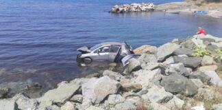 Самоуби се мъжът, който се хвърли с колата си в морето в Лозенец