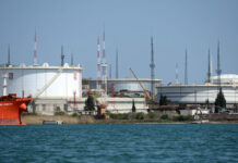 България няма да плати нищо на „Лукойл“ за прекратяване на концесията на „Росенец“