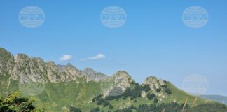 Спасиха семейство с две малки деца, бедстващо в Сливенския балкан