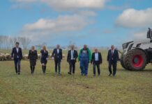 Всяка кройка на жълтопаветната общност, всеки маньовър се оказва катастрофа