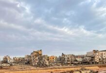 Около 10 хил. души са в неизвестност след наводненията в Либия