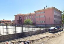 В училище в „Столипиново“ с месеци писали оценки на мъртва ученичка