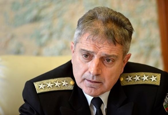 Адмирал Емил Ефтимов да бъде преназначен за нов 4-годишен мандат