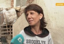 Семейство от Царево: Три часа стояхме на покрива по време на пороя (Снимки)