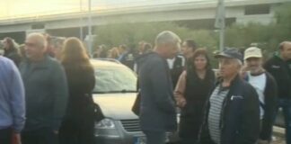 Протест на миньори и енергетици блокира пътен възел край Перник