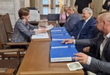 ГЕРБ и СДС ще се явят в повечето общини като коалиция на местния вот