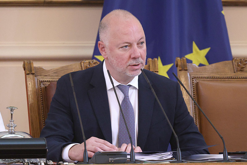 Председателят на Народното събрание Росен Желязков свиква извънредното заседание на