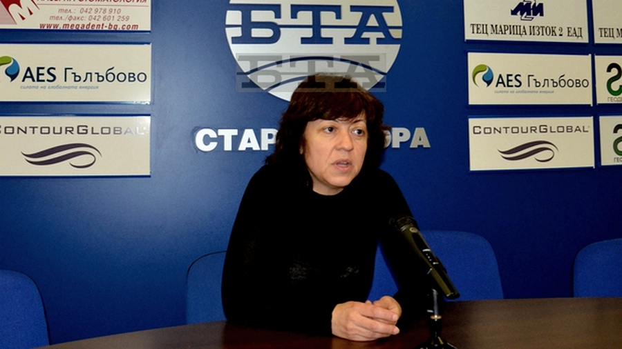 Елена Маргаритова Нонева е адвокат от Стара Загора председател на