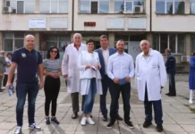 Антон Хекимян: Докато ние искаме да подобрим условията в поликлиниките, „мнимата промяна“ предлага закриване на лечебни заведения