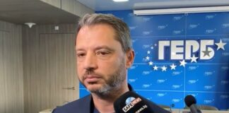 С гласовете на ПП, ДБ, БСП и „Възраждане“ енергийната комисия в НС отхвърли законопроекта на Делян Добрев за отмяна на дерогацията за „Лукойл“