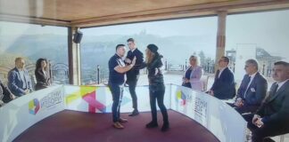 Мъж нахълта на дебата на БНТ за кмет на Велико Търново