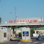 Автобус с 21 пътници, пътуващ от България за Измир, се запали на ГКПП Капъкуле