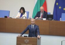 Костадинов поиска ЦИК веднага да обяви машинното гласуване за невъзможно