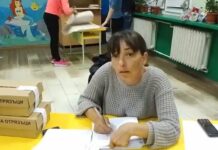 Разследват изборджиите от Малорад, заснети да дописват бюлетини, председателката на комисията – от ПП/ДБ
