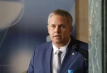 Премиерът Денков задължително трябва да поиска оставката на министъра на електронното управление след решението на ВАС