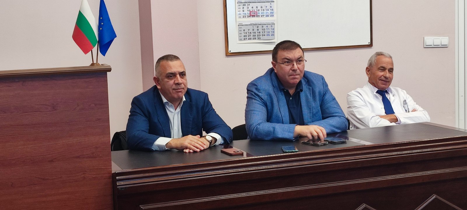 Председателят на парламентарната комисия по здравеопазване проф Костадин Ангелов подкрепи