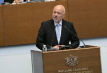 Тагарев: Помощта за Украйна е наш стратегически интерес