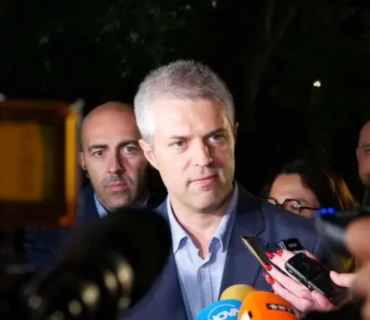 ОИК не събра кворум за отстраняването на Благомир Коцев